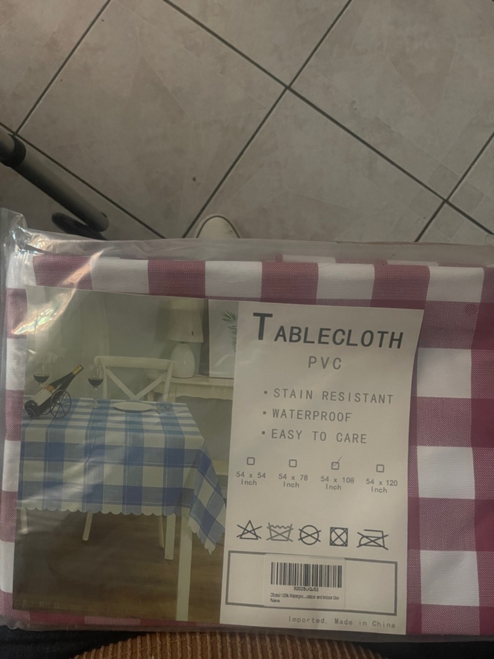 #130- Classic burgundy and White Checkered Tablecloth